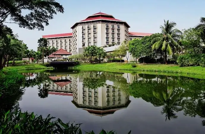 Radisson Blu Dhaka Water Garden